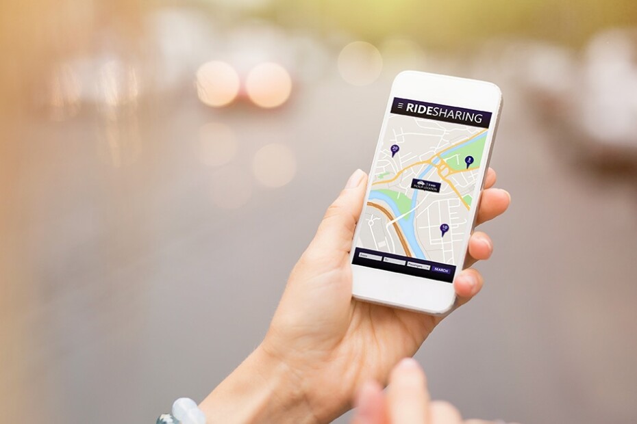 How to compare prices of ride-sharing apps and taxis without switching apps