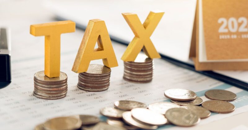 US Taxes for Expats: Our Tax Expert Accountant Answers Your 2024/25 Questions.